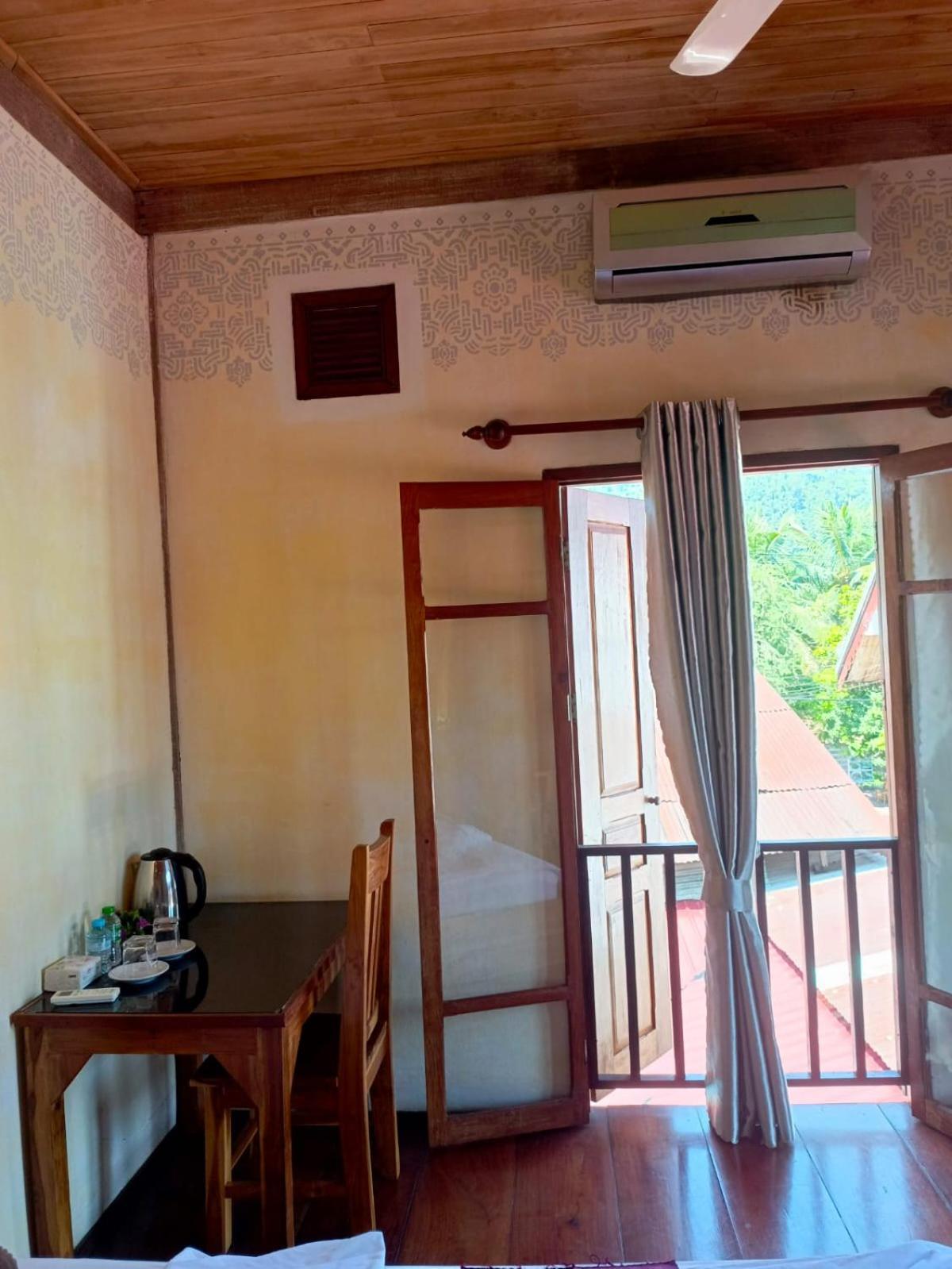 Ireenkevin Guesthouse Luang Prabang Exterior foto